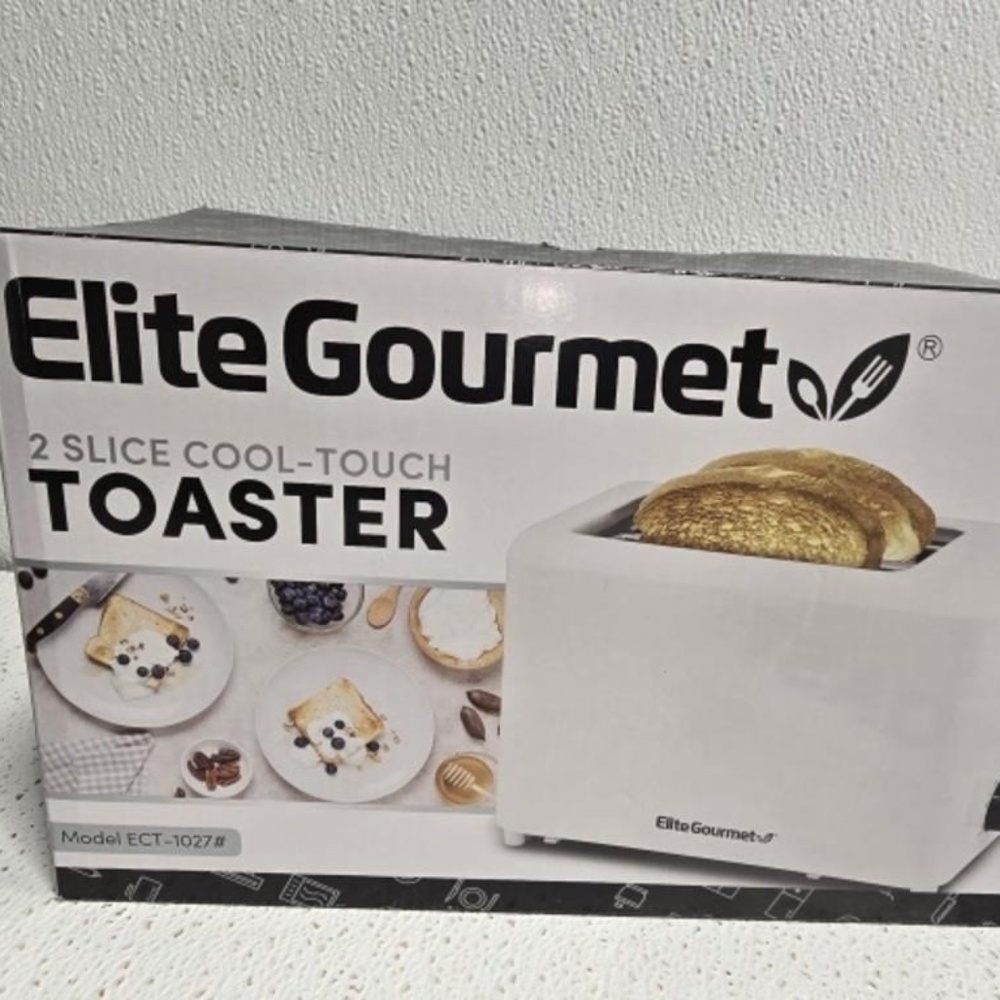 Toaster 2 Slice-Elite Gourmet-White New in Box Home Kitchen Dining Dormitory